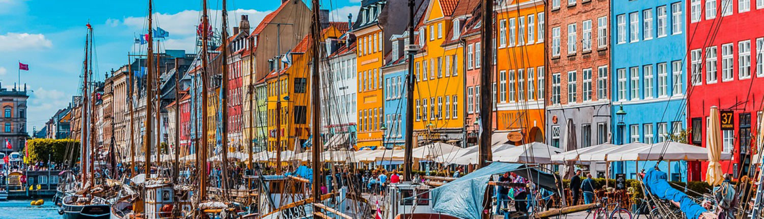 Blick auf Nyhavn in Kopenhagen Dänemark