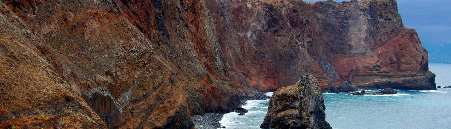 Klippen auf Madeira / Portugal.