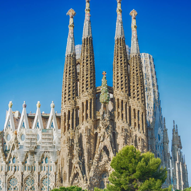 Blick auf die Sagrada Familia in Barcelona Spanien buchbar bei Olivers Touristik World