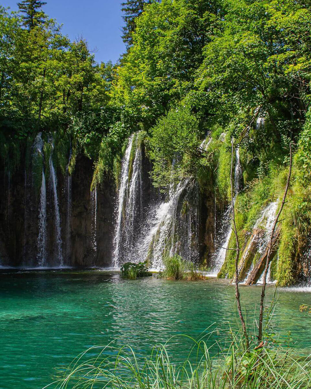 Plitvicer Seen Kroatien Wasserfall und See bei Olivers Touristik World buchbar