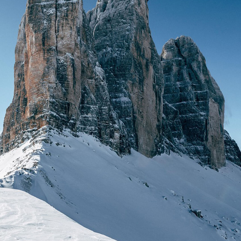 Winter im Skigebiet Drei Zinnen in den Dolomiten in Italien buchbar bei Olivers Touristik World